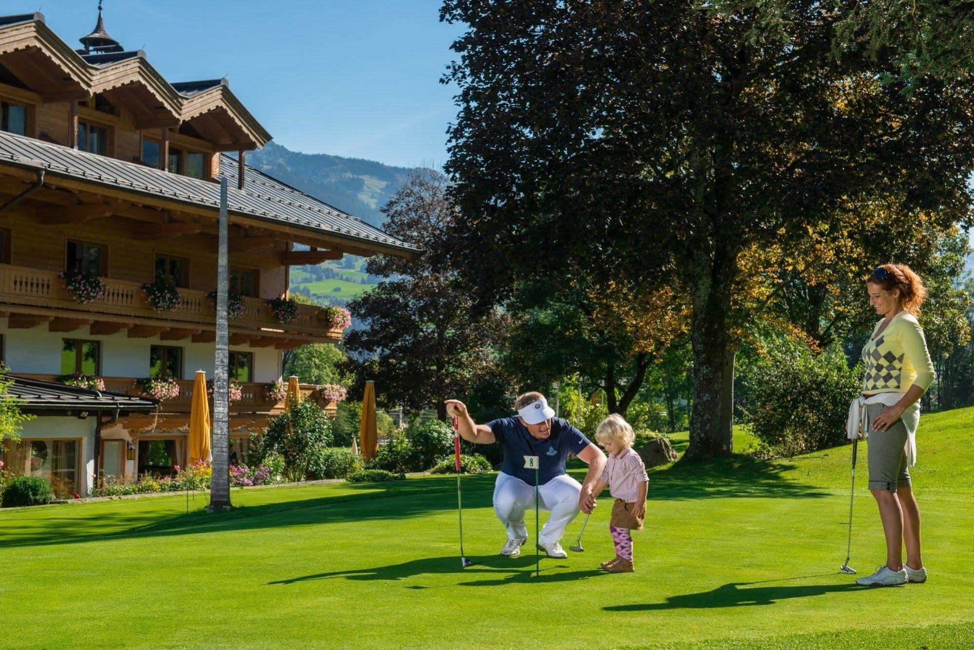Rasmushof - Hotel Kitzbuehel Buitenkant foto