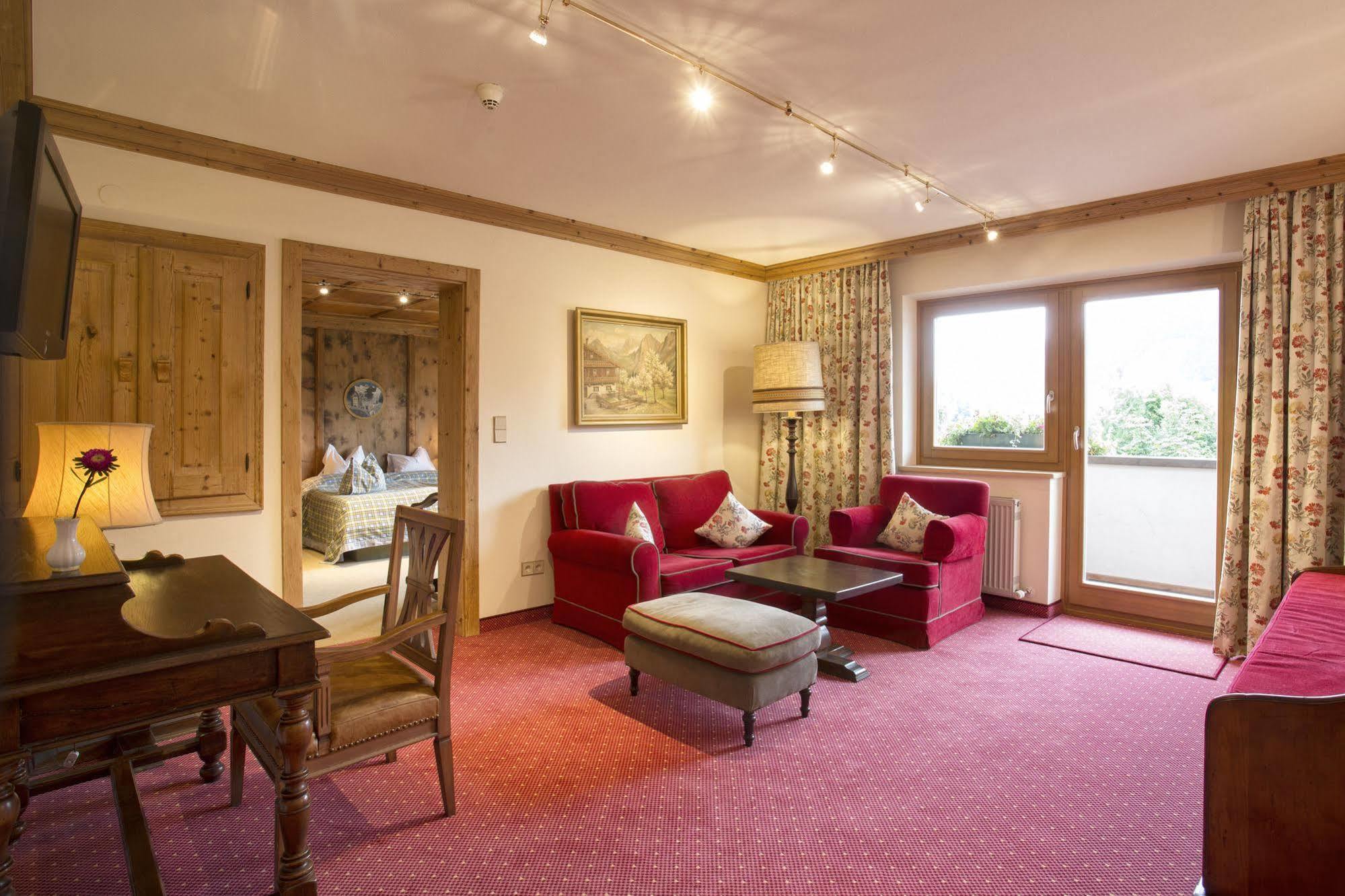 Rasmushof - Hotel Kitzbuehel Buitenkant foto